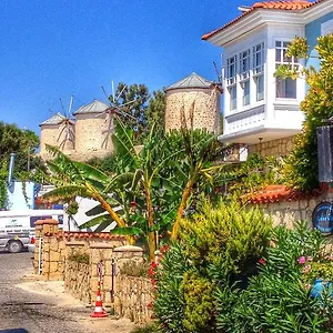 3* Konukevi Beyaz Ev